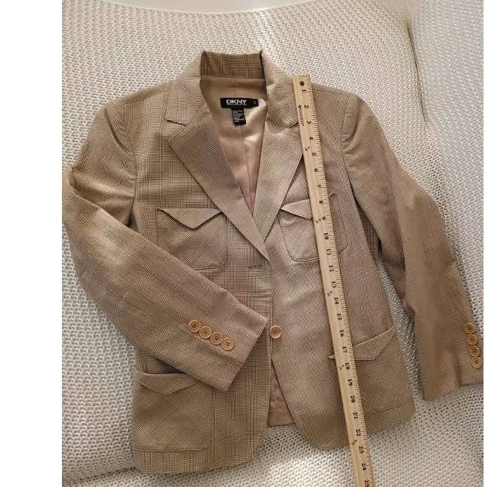 DKNY‎ Glen Plaid Tailored Blazer Tan Cotton NWOT Size 2 Classic Minimalist